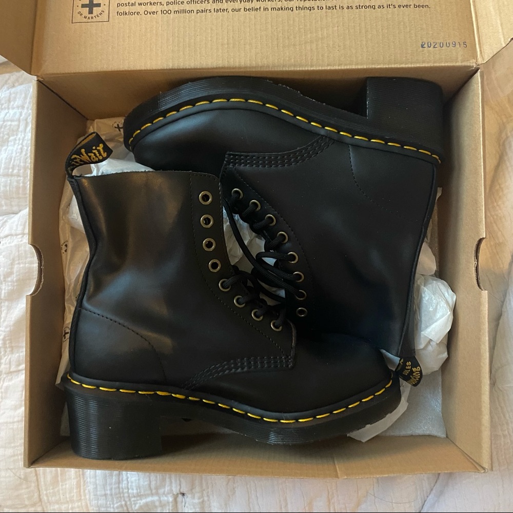 NWOT Dr. Martens Clemency Boot
